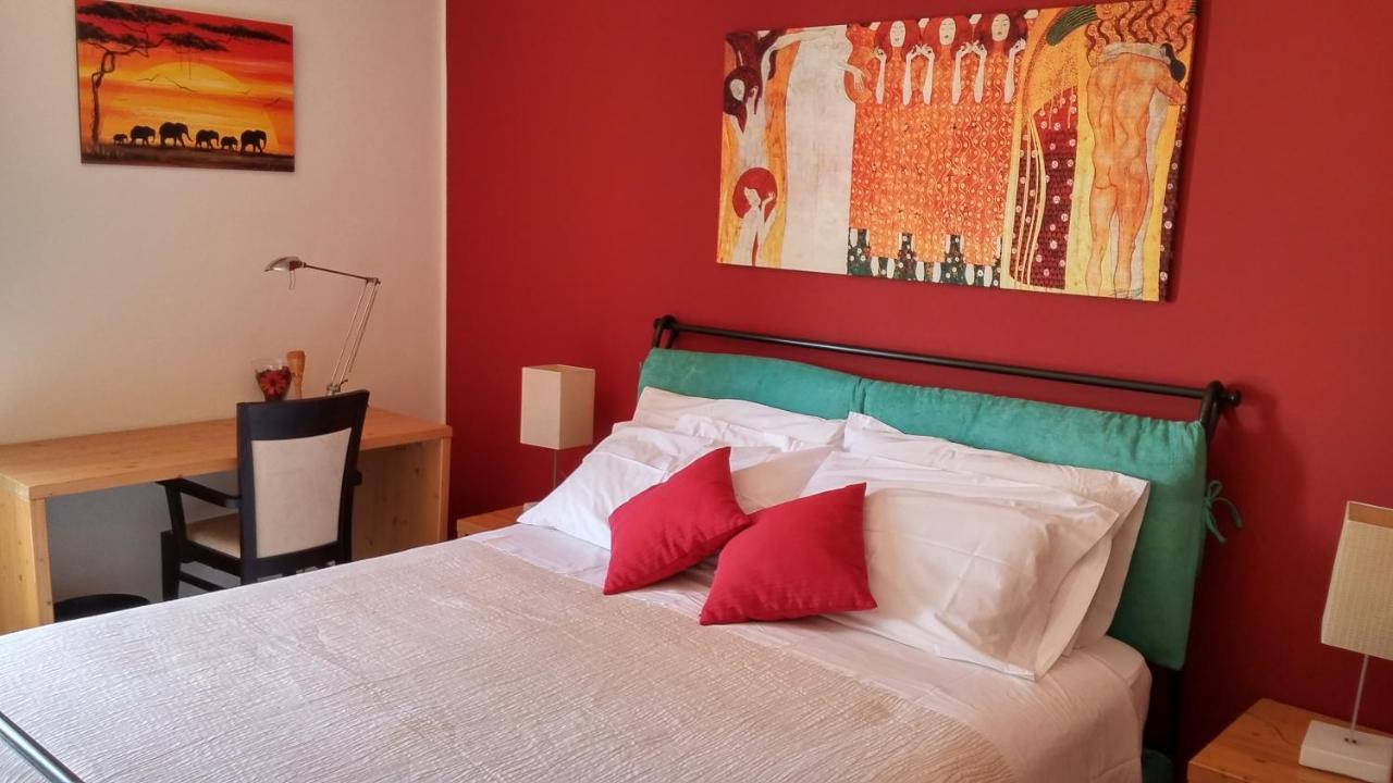 Bed and Breakfast La Casa del Melograno Santa Venerina Exterior foto